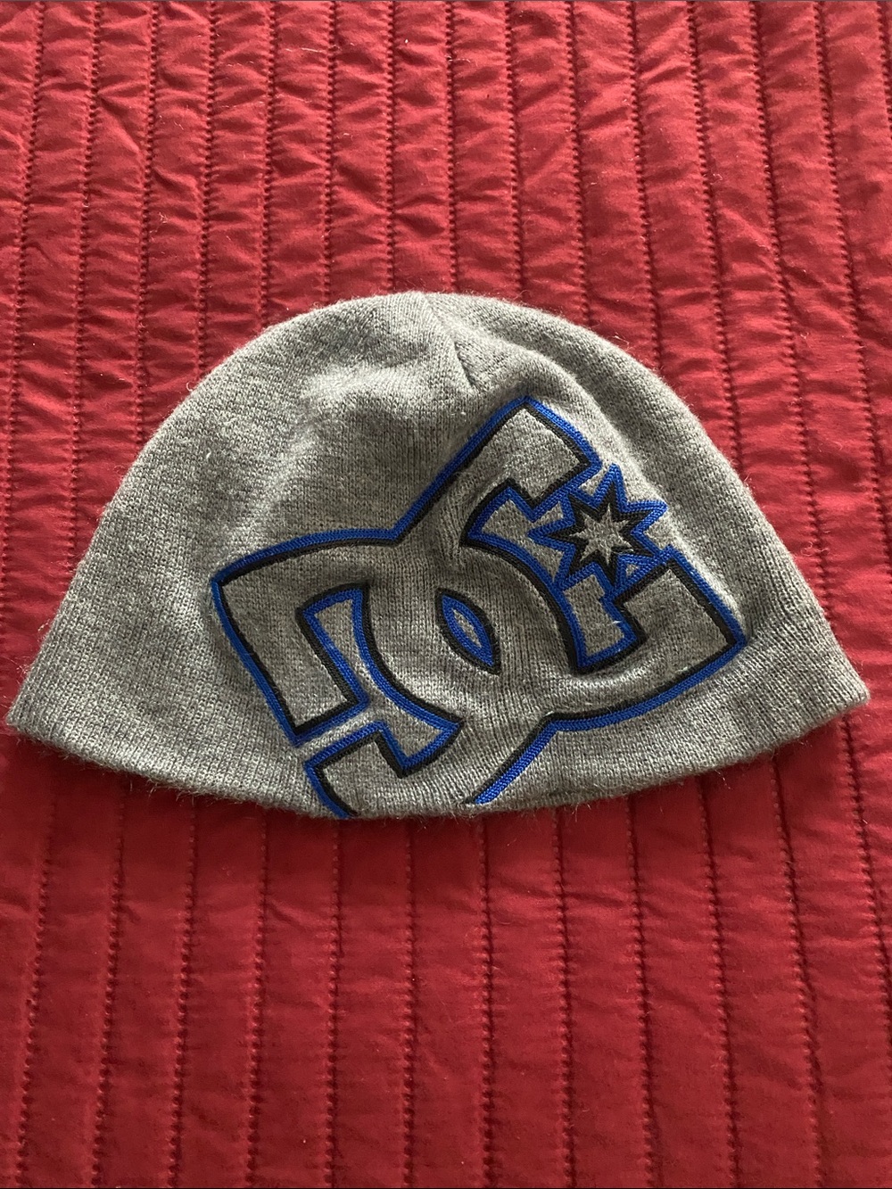 Vintage embroidered DC Gray Knit Beanie with Blue Logo Outline